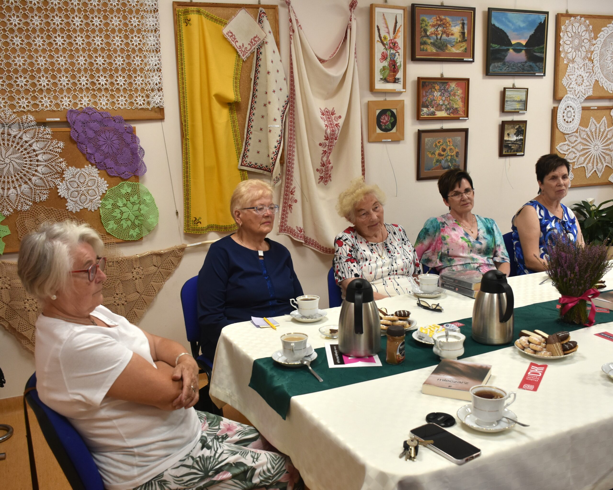 Dyskusyjny Klub Książki – 28 sierpnia: książka Mleczarz